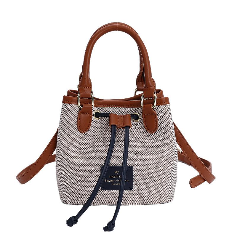 IELGY Plaid Woven Bag Retro Art Straw Bucket Bag