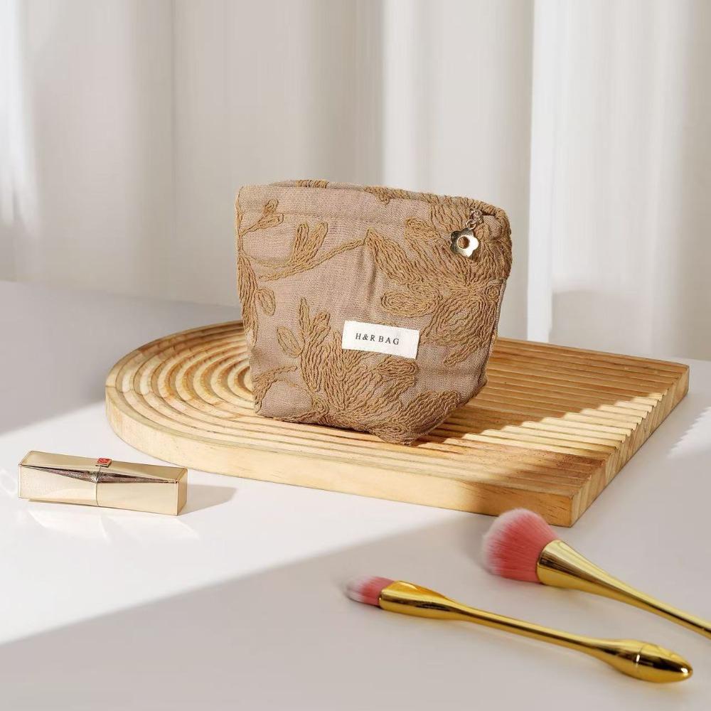 

French Style Embossing Cosmetic Pouch Pillow Shape Charming Canvas Makeup Bag Portable Elegant Skincare Zipper Bag Travel