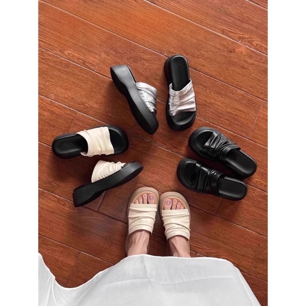 Thick-soled heightened wrinkled leather one-word slippers women's summer wear 2025 new models with skirts, muffin soles, sandals