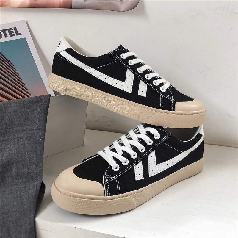 New Men's Low-top Board Shoes, Leisure Outdoor Comfortable Sports Shoes