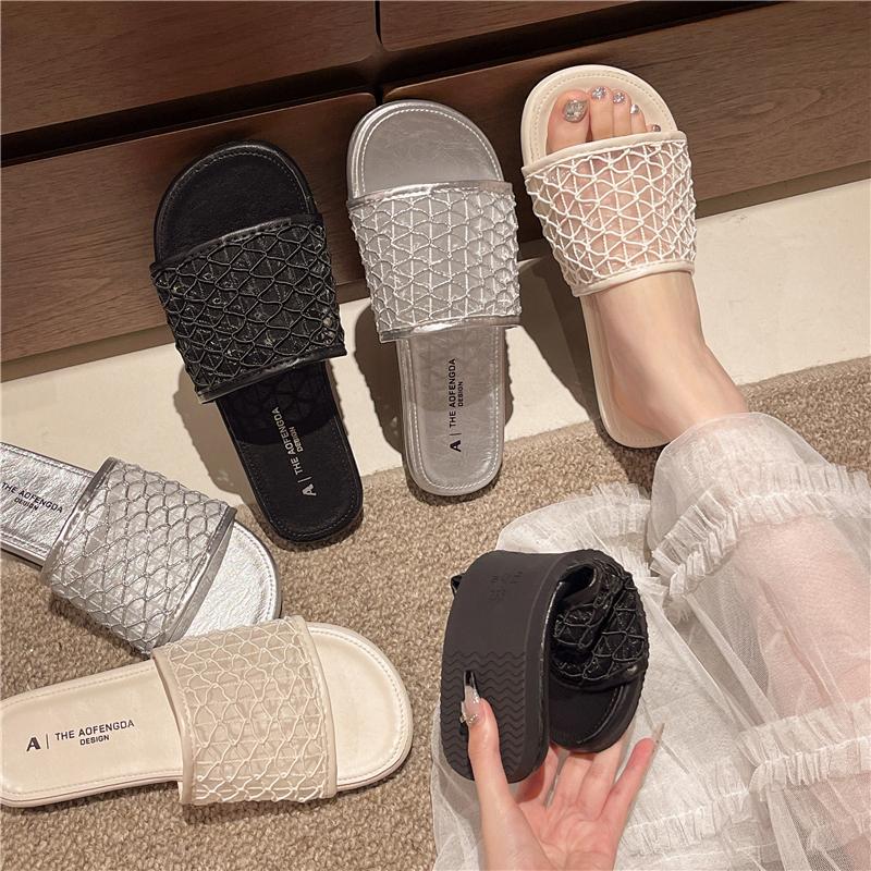 Fashion Mesh Breathable Flat Slippers for Women 2025 New Fashion Casual Comfortable Sandals Summer Shoes Trend Breathable Women's Shoes