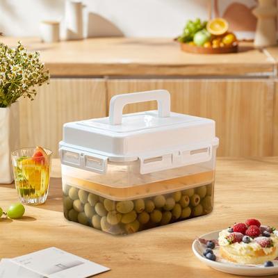 Gärbehälter für selbstgemachte Gurken und Sauerkraut