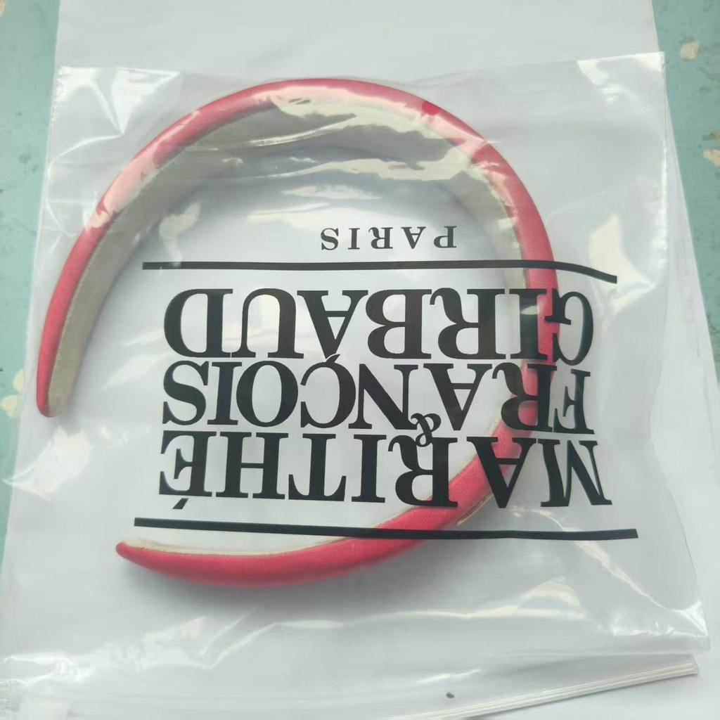 MARITHE Koreanische Trendige Haaraccessoires: Kollektion klassischer Haarspangen, vielseitiger Haarnadeln und stilvoller Stirnbänder.