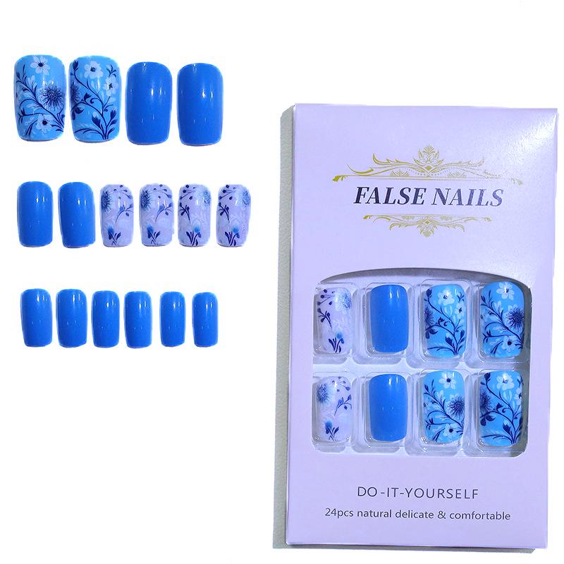 Europejski & Amerykański Zestaw Błękitnych Kwiatowych Końcówek do Paznokci - 24 Średnie Prostokątne Sztuki