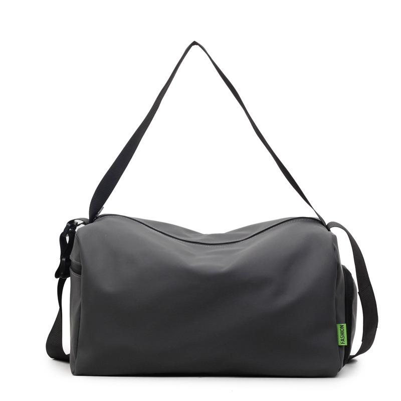 New large-capacity men's shoulder bag casual versatile messenger bag short trip bag student campus backpack trendy bag