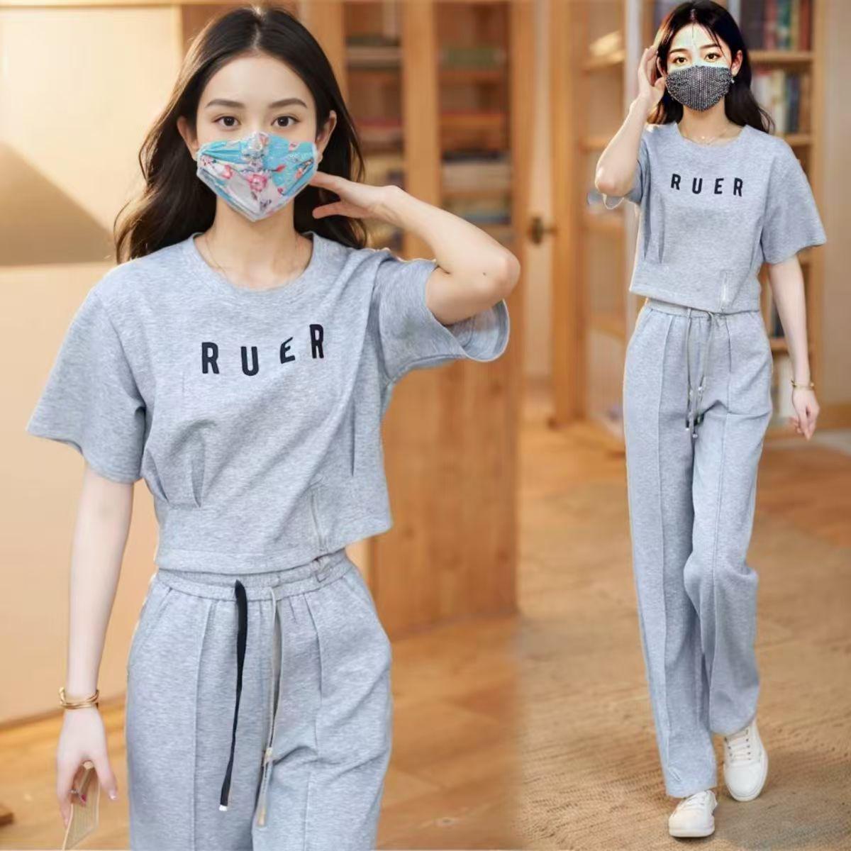 

Стильный женский летний костюм-двойка свободного кроя 2025: Топ с коротким рукавом и брюки широкого кроя L [Recommended 100-110 jin] серый