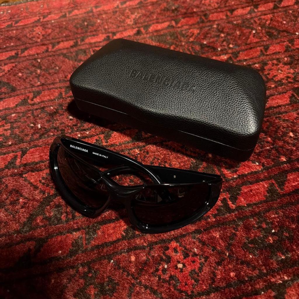 Used balenciaga cat eye sunglasses