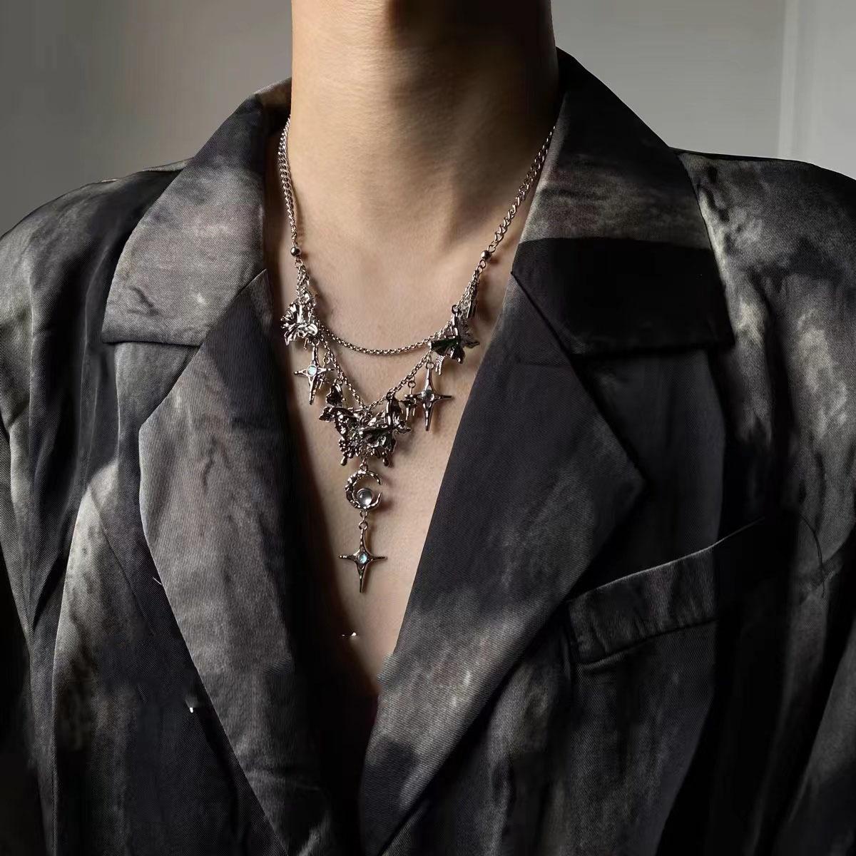 Creative Trend Inlay Zircon Butterfly Stars Moon Tassel Pendant Necklace for Women Men Temperament Personality Jewelry Accessory
