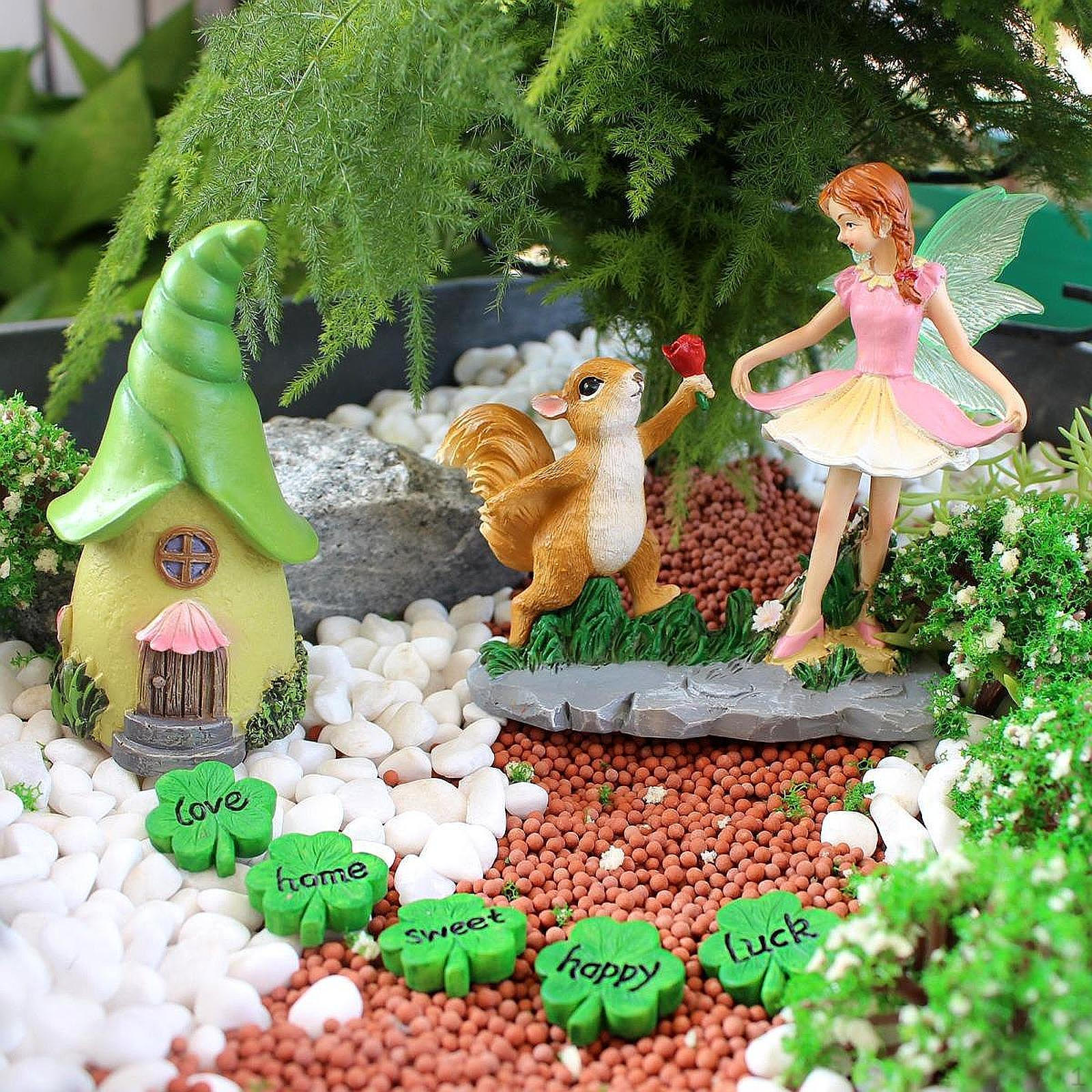 

Fairy Garden Accessories,House Sculpture Desk Figure Gift Squirrel Statues Miniature Figurines for