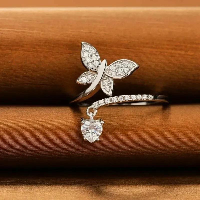 Huitan Romantic Butterfly Heart CZ Opening Rings for Women Luxury Trendy Silver Color Female Rings Adjustable Engagement Jewelry
