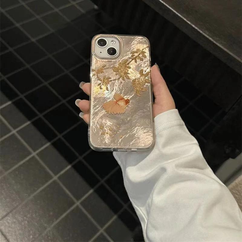 Pevný obal na telefon s texturou zlaté rybky z padlého listí pro IPhone 16 Pro Max 15 14 13 12 11 XS XR X 7 8 16 Plus Nárazuvzdorný kryt