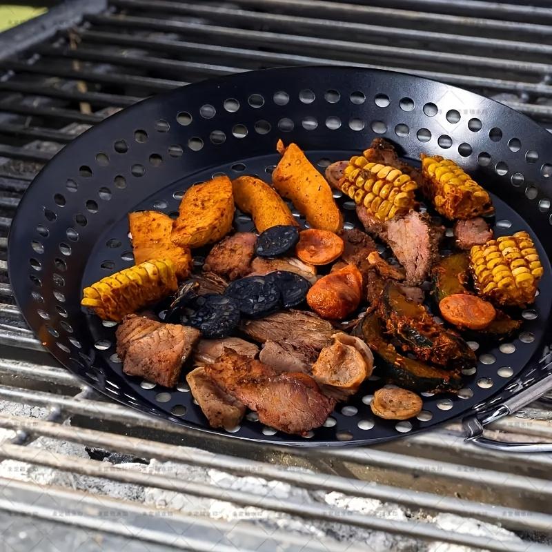 Perforated BBQ Grilling Pan with Folding Handle Non-Stick Round Barbecue Skillet Portable Outdoor Grill Basket for Backyard BBQ