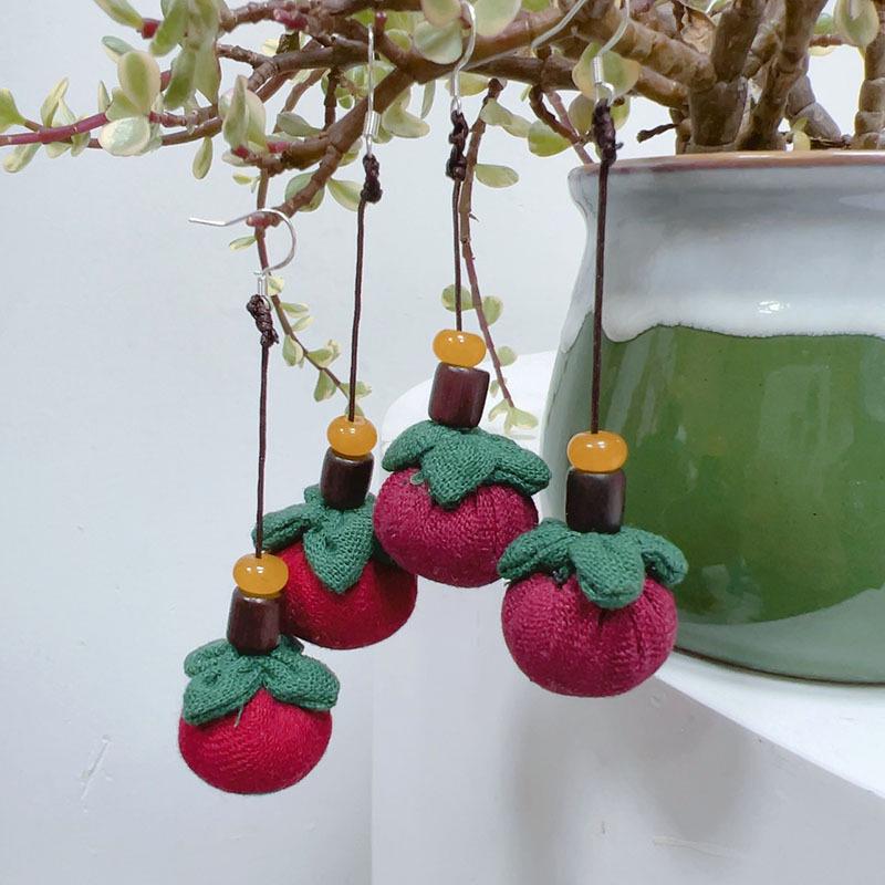 Dreieckstuch aus Seide im Retro-Stil – schmales Hals-Accessoire für Damen im Sommer