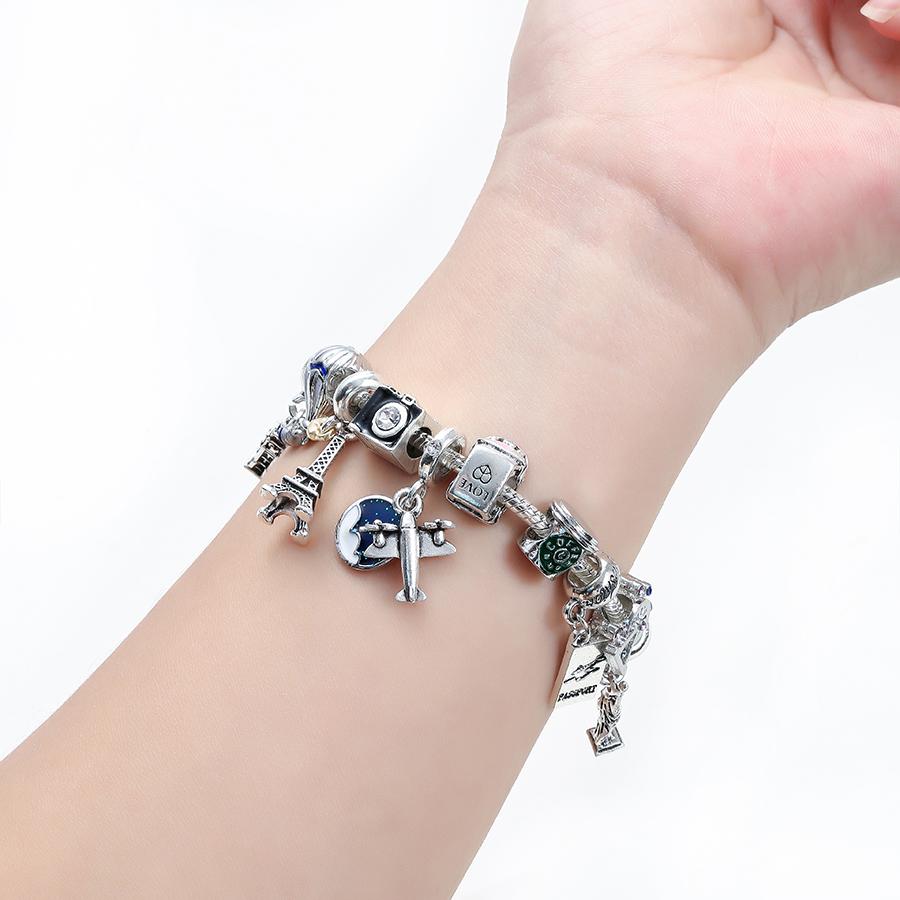 Novos acessórios de joias Moda Desenho animado Avião Pingente Charme Pulseira Coleção de Natal Azul Céu Estrelado Pulseira Meninas