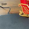 Collectible Santa Claus Sculpture Floating Sleigh, Magnetic Levitation Flying Sleigh Ornament, Christmas Office Desk Ornament Display for Home,