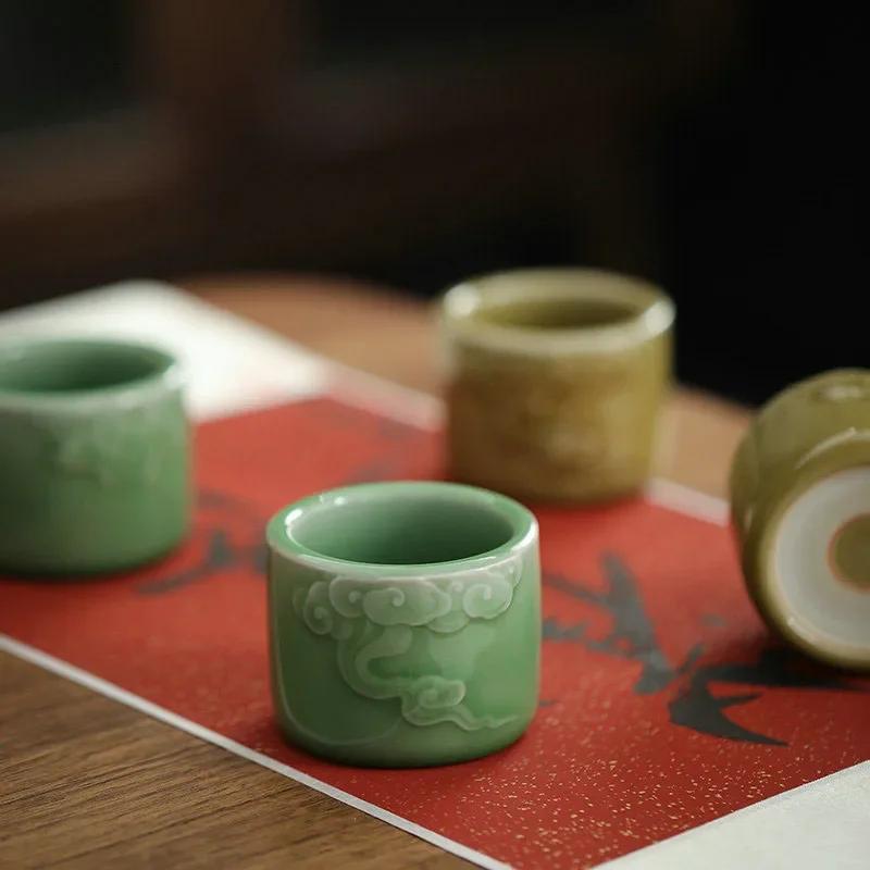 

Бытовая Лотос Селадон Большие Чайные Чашки Керамическая Мастер Одинарная Чашка Простая Легкая Роскошная Кружка для Прижатия Ощущения Воды Узор Облака 60ml