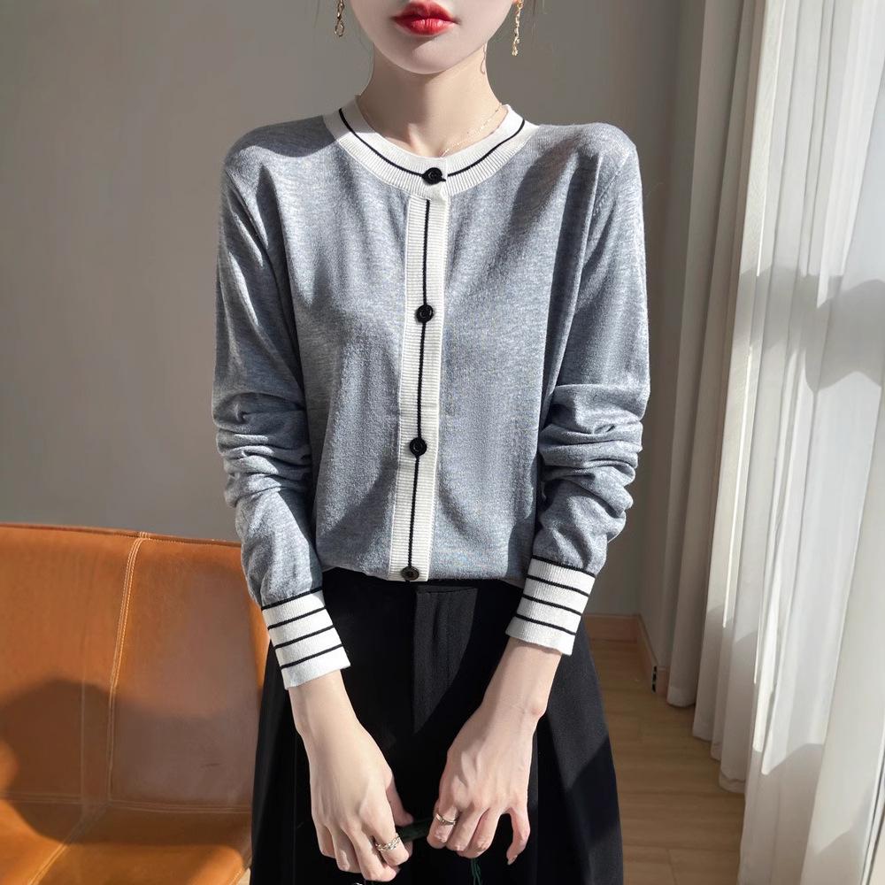 

2025 Spring Color Block Merino Wool Knit Cardigan for Women - High-End Fashion Versatile Top Medium чорний