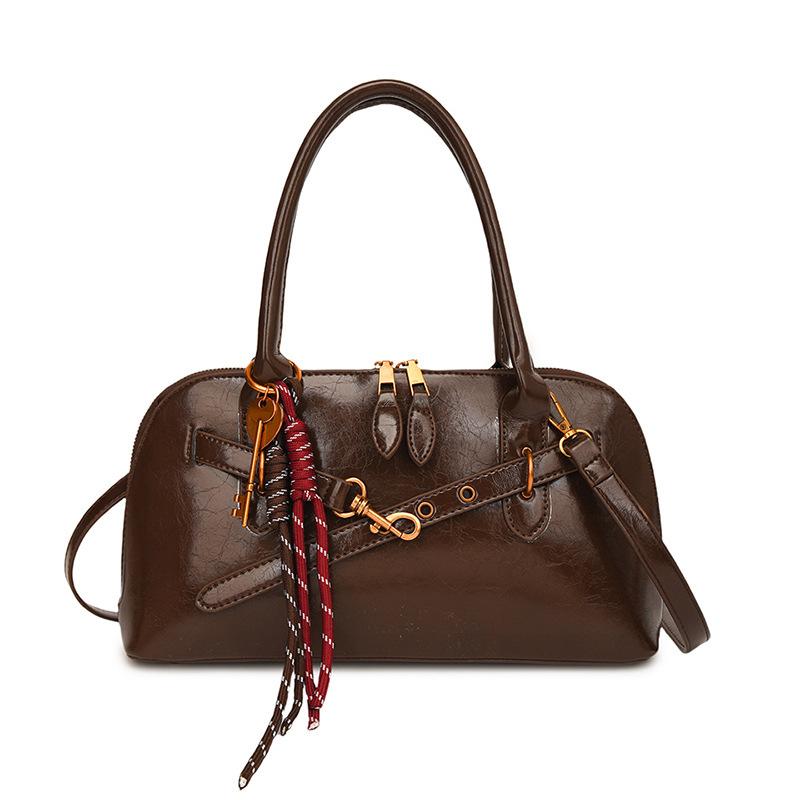 Portable Commuter Bag Women'S Fashion Retro Underarm Bag Simple Large Capacity Messenger Bag