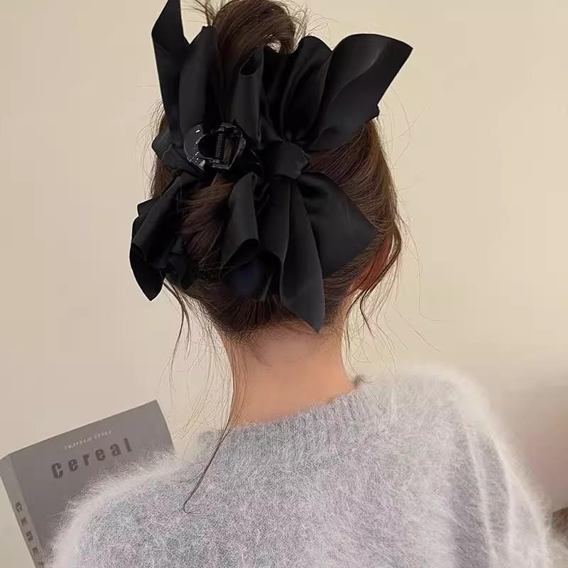 Princess Bow Hair Clip for Girls - Trendy Black Shark Claw Accessory