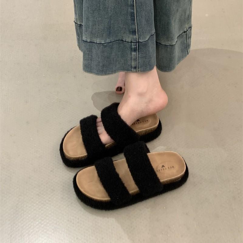 European Goods Ins Super Fire Wool Wool Shoes Thick-soled Muffins, Small People, Foreign Style, One-word Sandals, Slippers Outside Women's Shoes