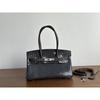 Popular Crocodile Pattern Horizontal Plate Platinum 30cm Genuine Leather Women's Bag, European and American Fashion Cowhide Large Bag, Commuter