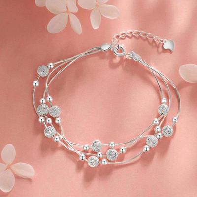 Three-Layer Round Bead Retro Bracelet – Exquisite Hand Jewelry for Girlfriends, "Three Lives, Three Worlds" Design.