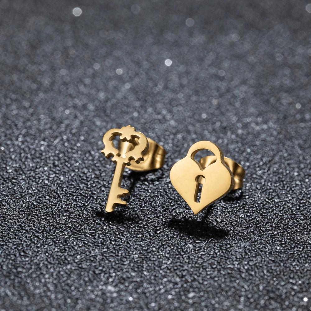1 Pair Of Stainless Steel Earrings, Heart-Shaped Lock Key Romantic Earrings, The Perfect Gift For Parties, Weddings