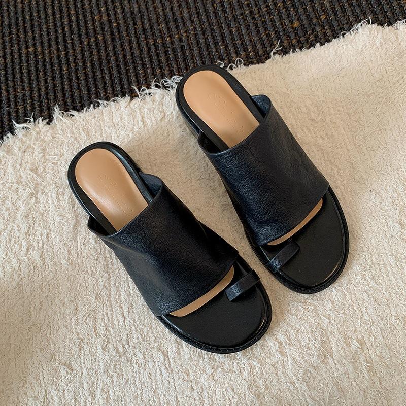 ~ Retro Römischer Stil~ 2025 Sommer lässige Zehenbedeckung aus Vollleder niedriger Absatz Damen Sandalen mit bequemen Slippern