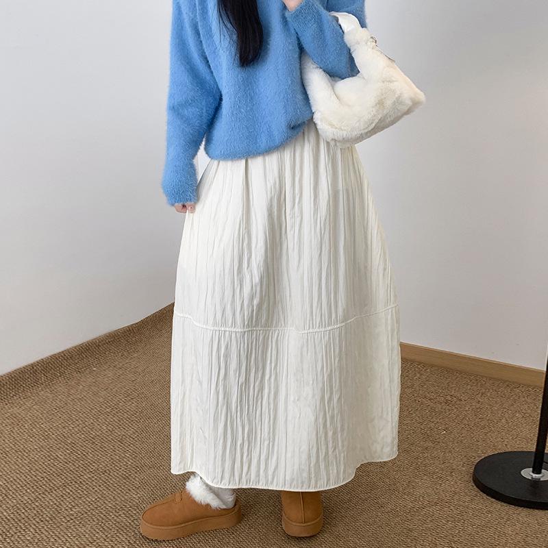 Women's Japanese Retro 3D Textured Quilted A-Line Midi Skirt for Autumn/Winter.