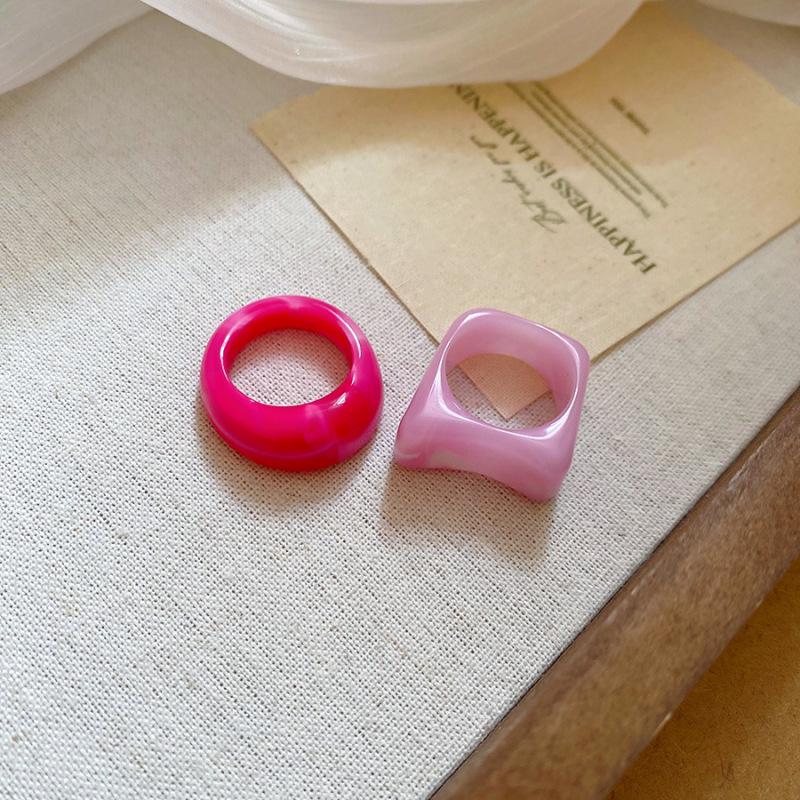 Artistic Retro Geometric Resin Ring - High-End Versatile Fashion Jewelry