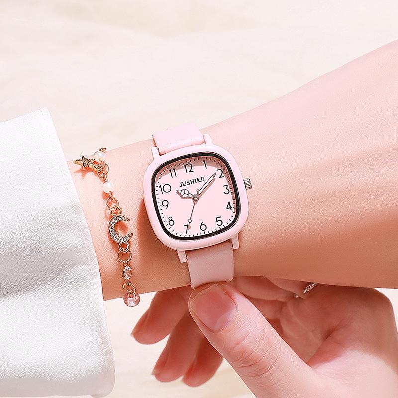 

Часы с квадратным ремешком цвета абрикосового молочного чая, женские студенческие, для вечеринок, нишевые, с высоким уровнем простоты