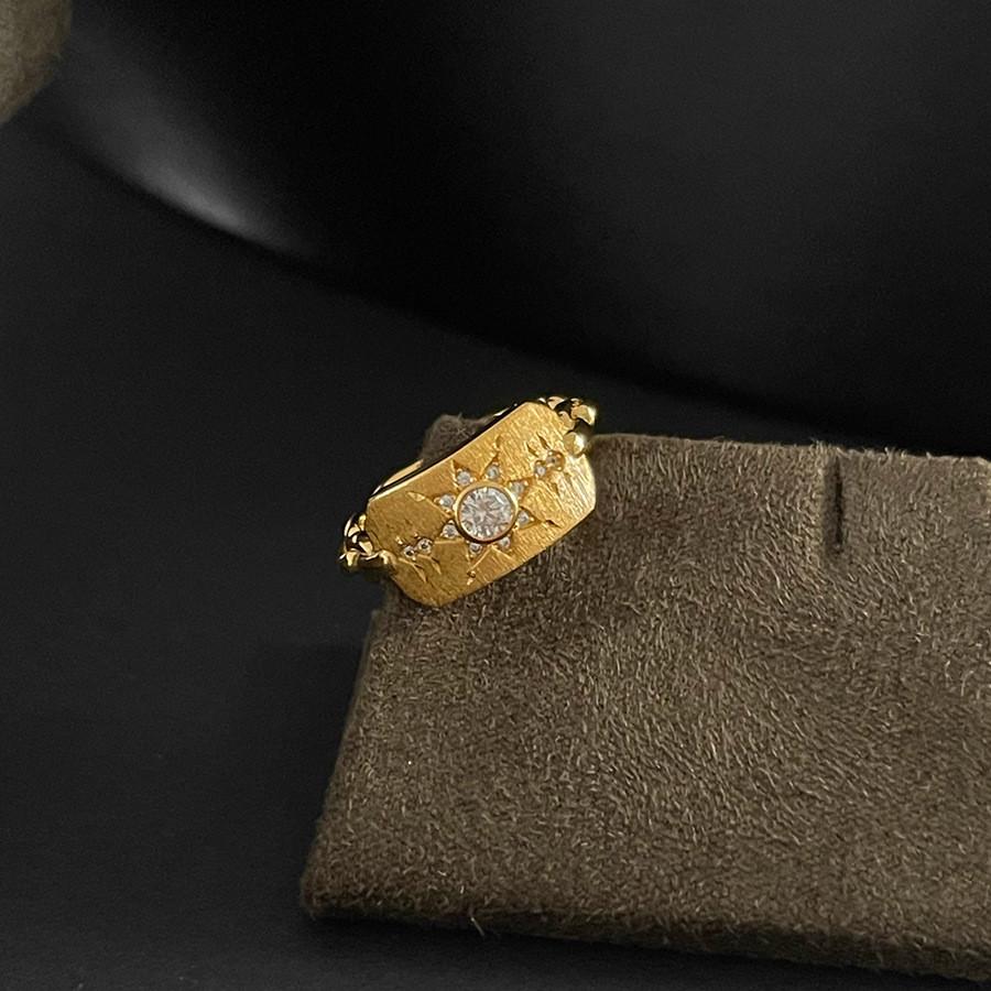 Vintage-inspirierter Sternen-Schild-Ring Handgefertigt Messing Kupfer Für Frauen Einzigartiges Design