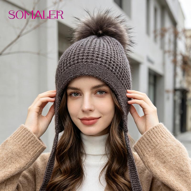 SOMALER Women‘s Winter Knitted Wool Hat with Pompom Hip Hop Style Casual Beanie