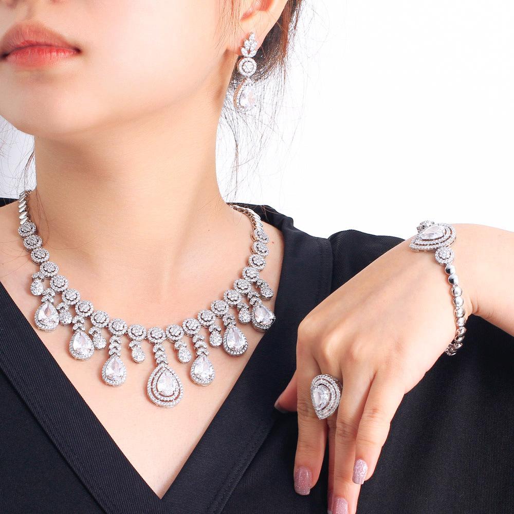 Women'S Zircon Four-Piece Chain Bridal Wedding Dress Dinner Dress Necklace Earrings Ring Bracelet Set