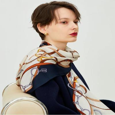 Navy Chain Pearl Point Silk Scarf Dcsc0e011