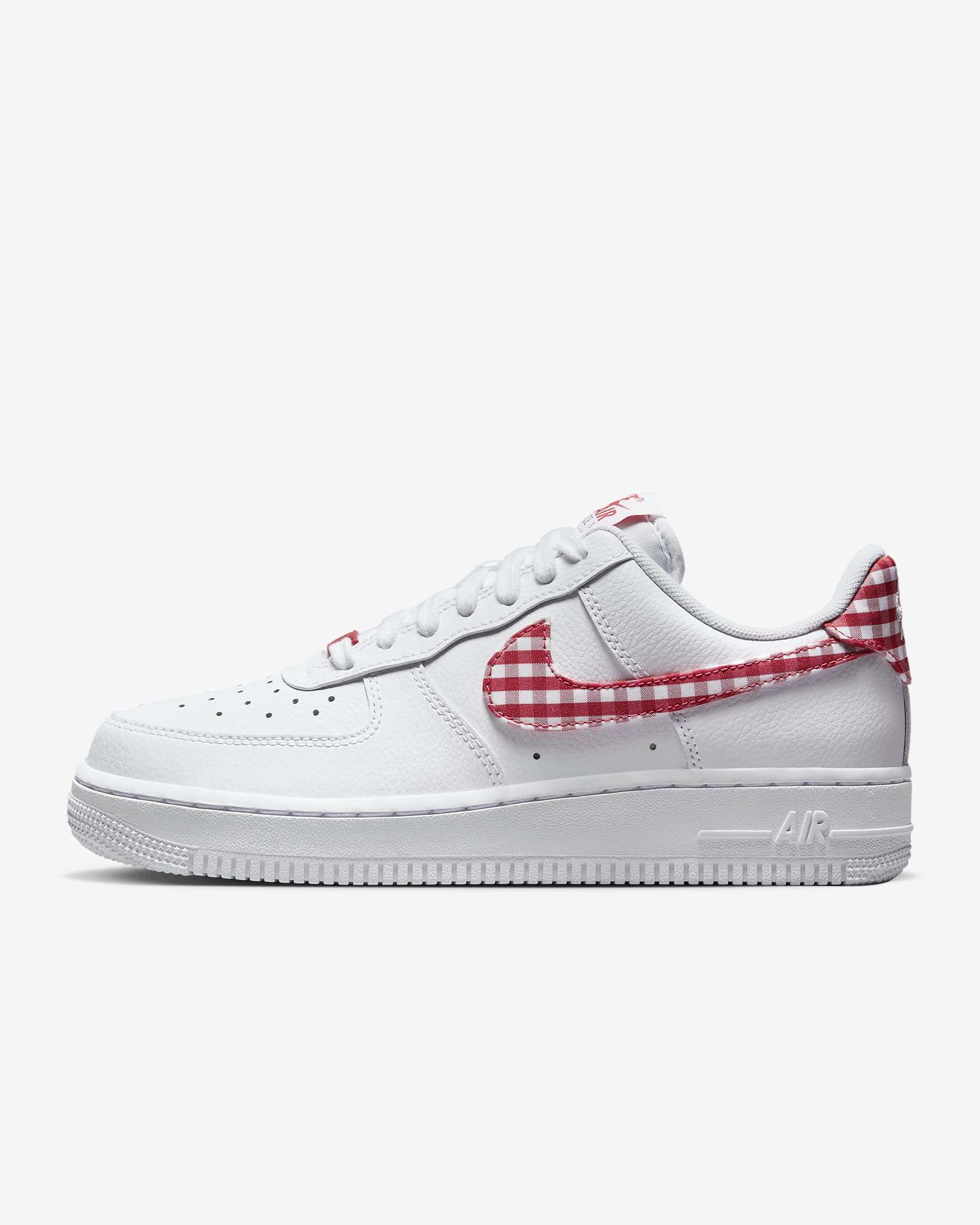 

Женские кроссовки Nike Air Force 107 DZ2784-101