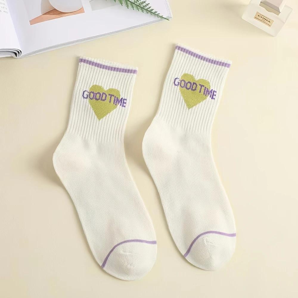 Spring, Autumn and Winter Models 4 Pairs of Fluorescent Green Letter Cute Autumn and Winter High Elastic Sports Mid-Calf Socks