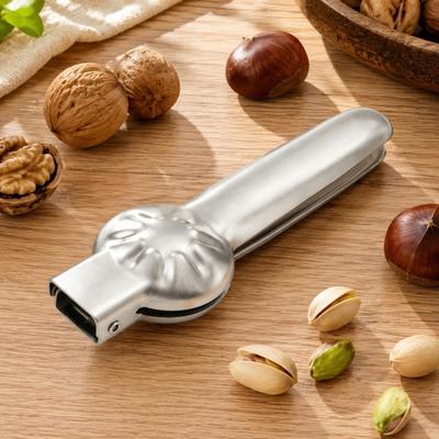 Meyve ve Sebze Araçları – Ceviz Kırıcı