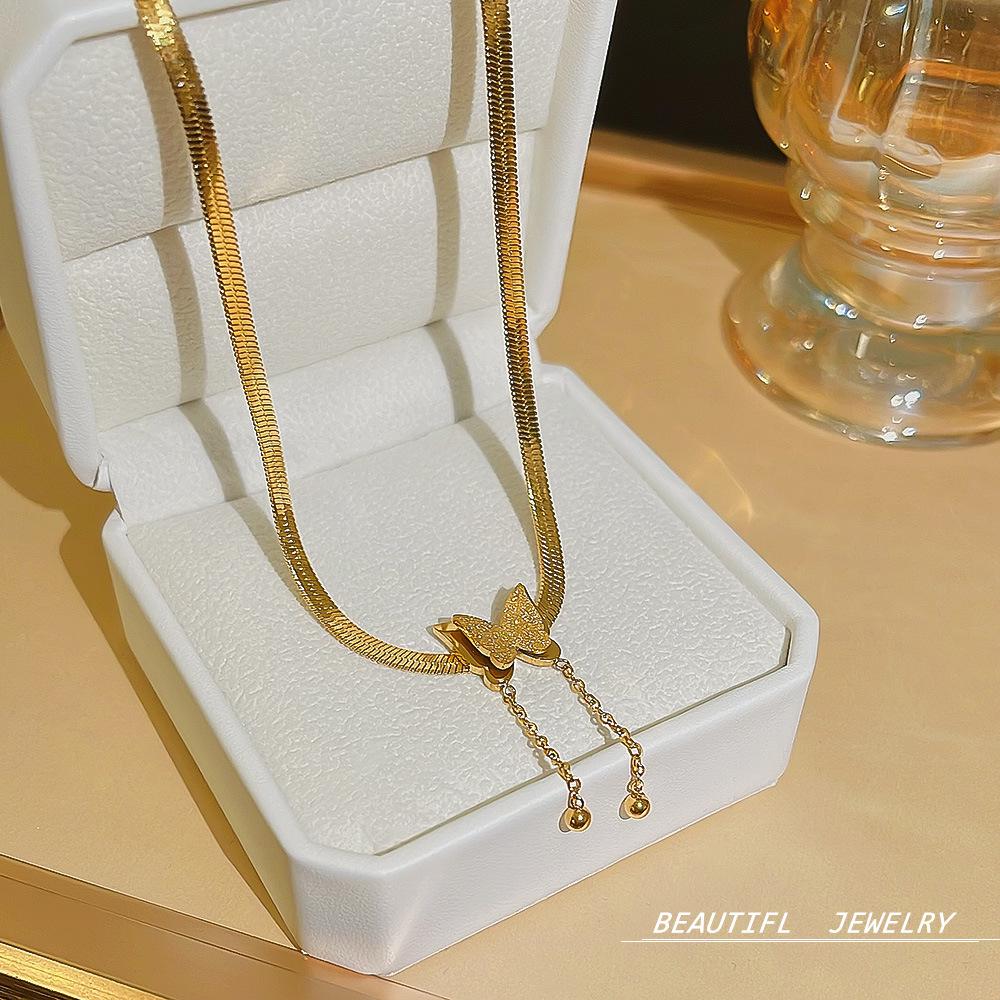 2025 Women's Luxury Butterfly Choker: High-End Versatile Necklace with Niche Design