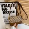 Summer new high-end fashion retro printed women's bag multi-layer mobile phone bag casual single shoulder oblique span bag tide