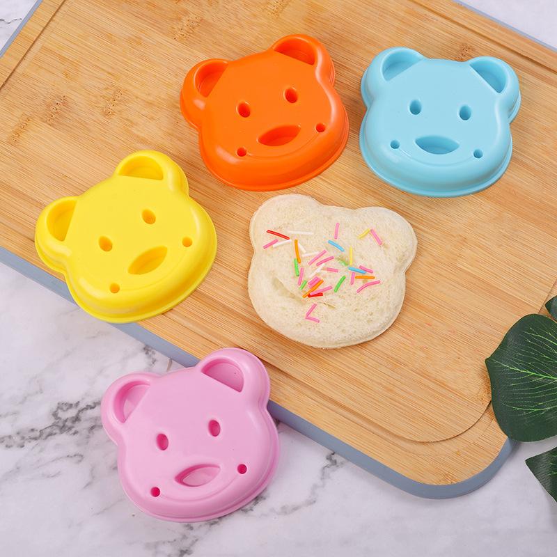 3pcs Sandwich Mold Cutter Bear Rabbit Cat Car Shape Bread Toast Cutter DIY Bento Box Mold for Kids Lunch Creative Food Shaper Kitchen Tools