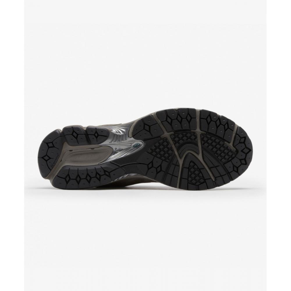 New Balance Nbp7fs137f   U2002roa  Brown 