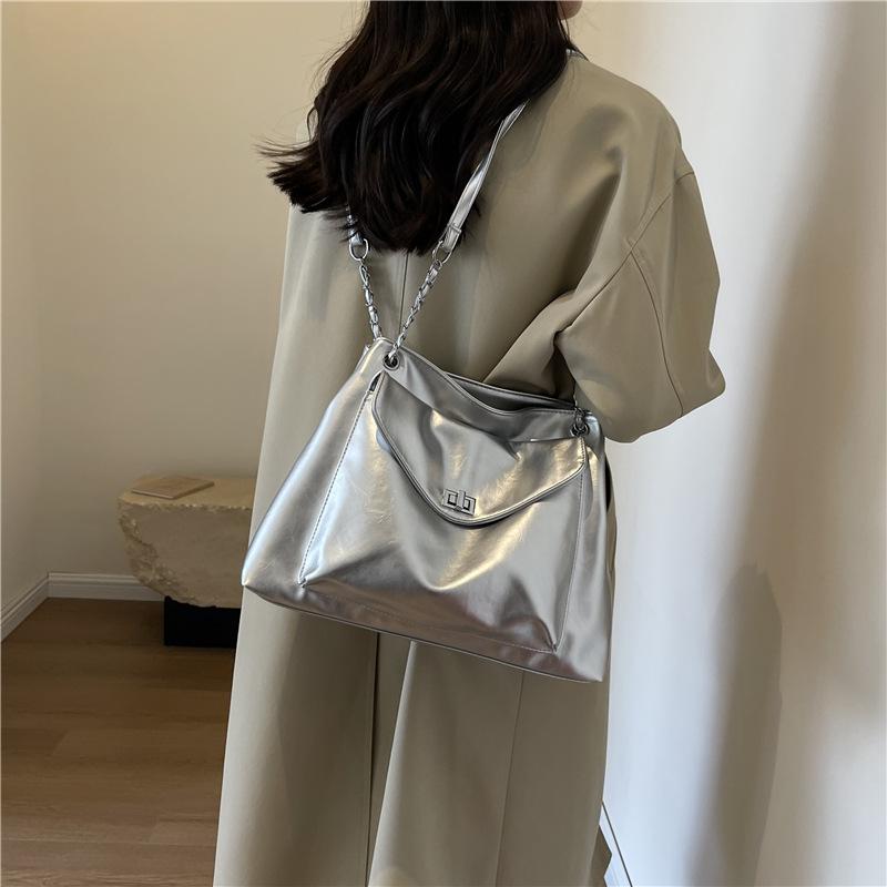 Textured Large-capacity Simple Shoulder Bag Women's New Casual Simple Commuter Tote Bag Fashionable Underarm Bag