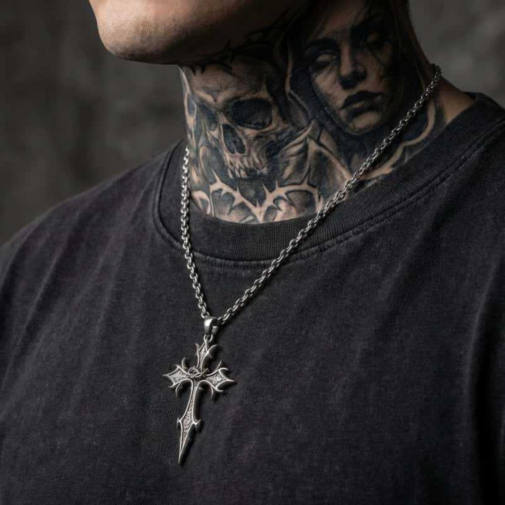 Personality Hip-Hop Thorn Rose Pattern Spiked Carved Cross Pendant Necklace for Women Gothic Comic Halloween Party Jewelry Gifts
