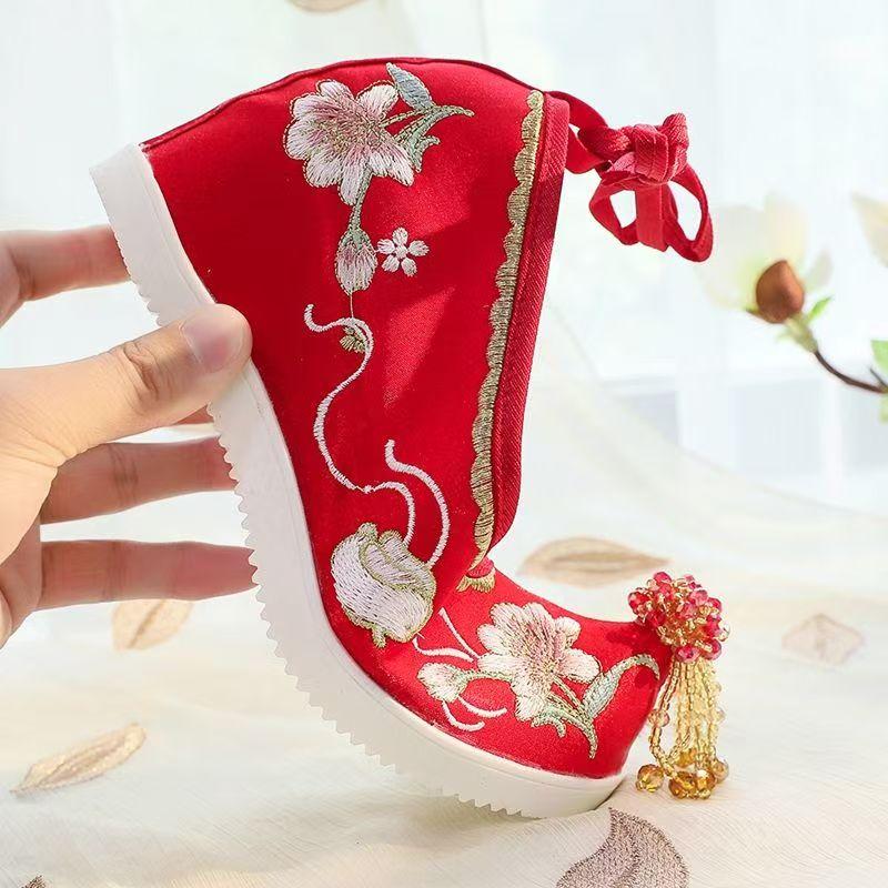 Woman Increased Internal Embroidered Shoes Shallow Ankle Strap Cocked Shoes Toe String Bead Tassel Red Wedding Shoes Hanfu Shoes