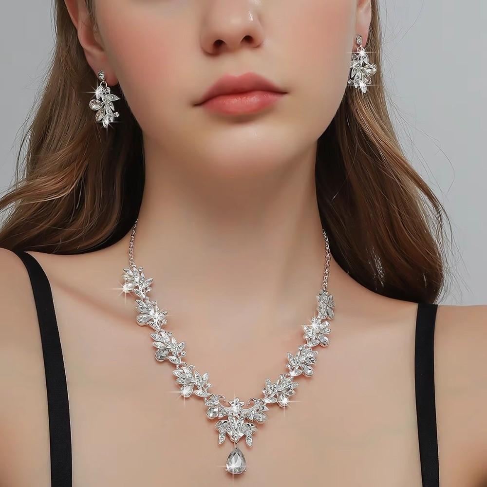 Leaf-shaped Diamond Zircon Necklace Earring Wedding Jewelry Earrings Jewelry Set Ladies' Sparkling Flower Necklace