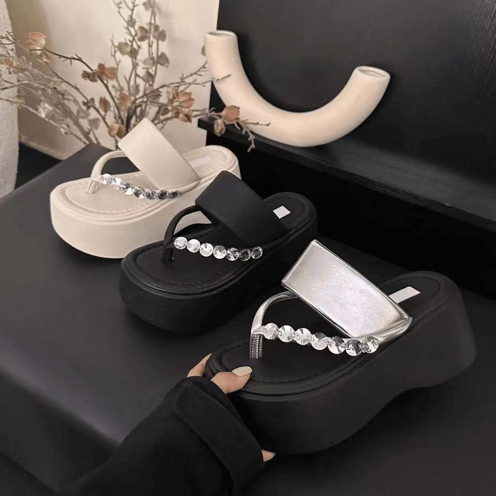 High Value Stepping On Shit 2025 New Flip-flops Rhinestone Versatile Comfortable Thick Sole Heightening 7CM Roman Sandals Women