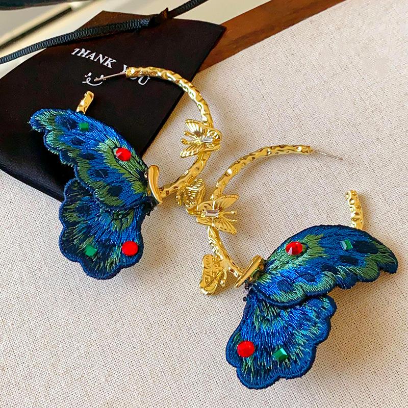 

Silver needle embroidery butterfly temperament ring earrings niche design earrings light luxury high-end medieval jewelry