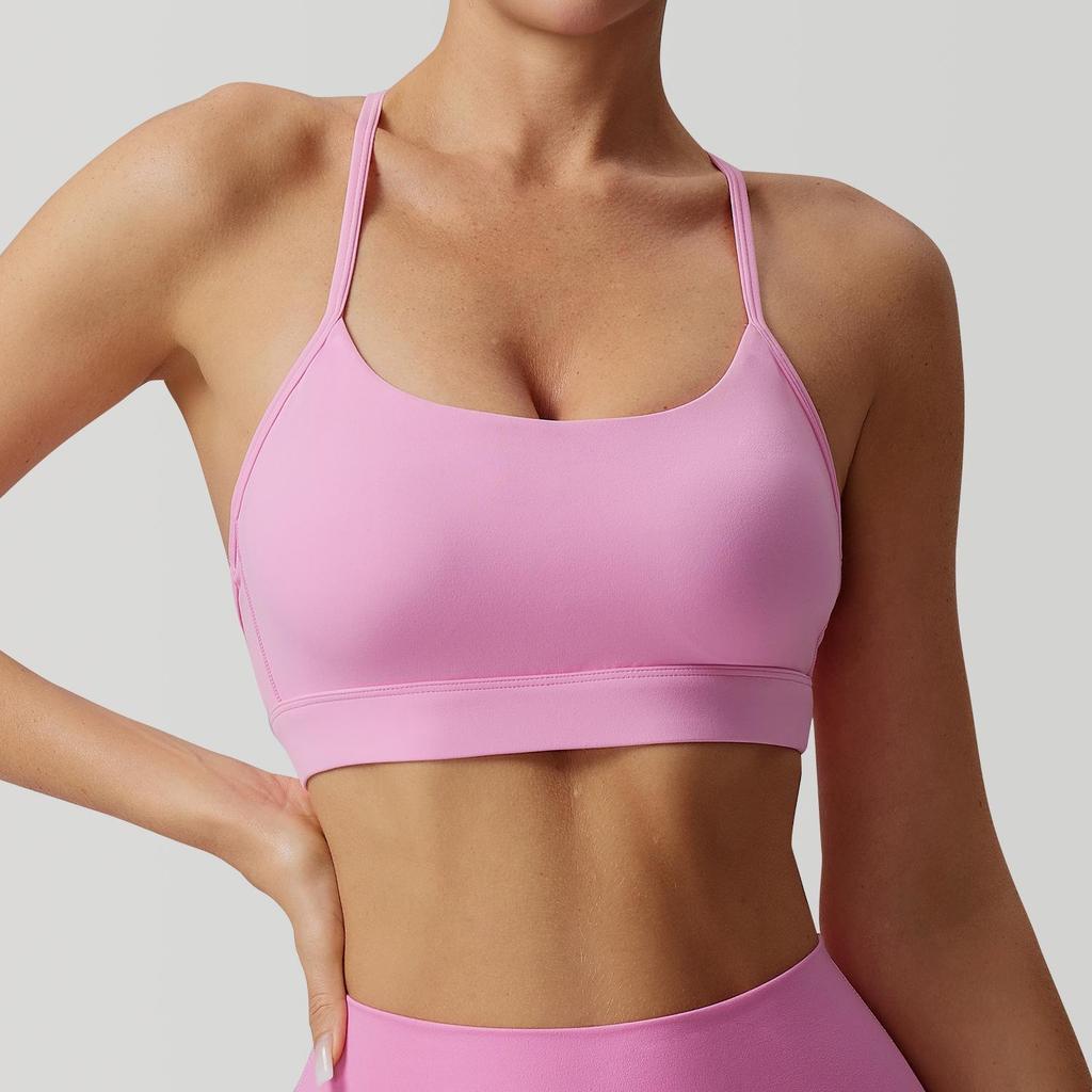 Plus Size Yoga Set: Beautiful Back, High Waist Shorts, Quick Dry Fitness Outfit