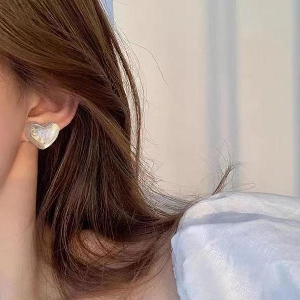 Dagens specialörhängen för kvinnor med hjärtformade delar